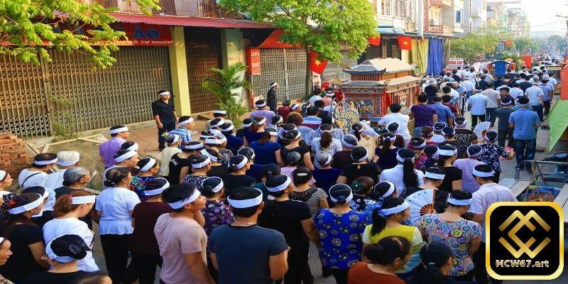 Nằm mơ thấy đám tang đánh đề con số nào ăn thưởng đã tay? 2 Việc anh em mơ thấy đám ma người thân là điềm lành nên đừng lo lắng